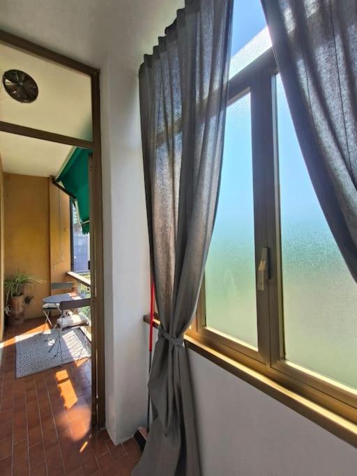 Casa Sara Como Lake Parcheggio Interno Privato เชอร์นอบบิโอ ภายนอก รูปภาพ