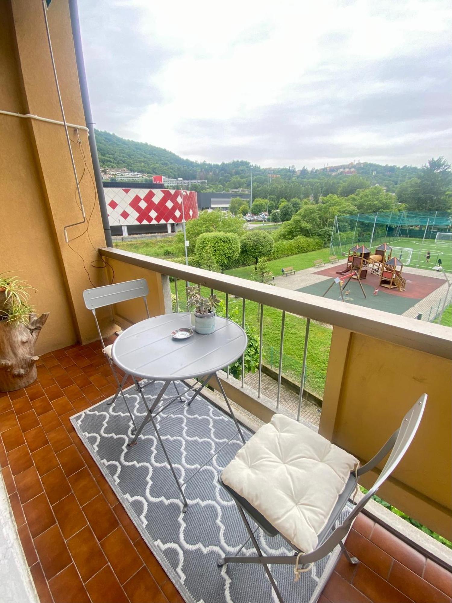 Casa Sara Como Lake Parcheggio Interno Privato เชอร์นอบบิโอ ภายนอก รูปภาพ