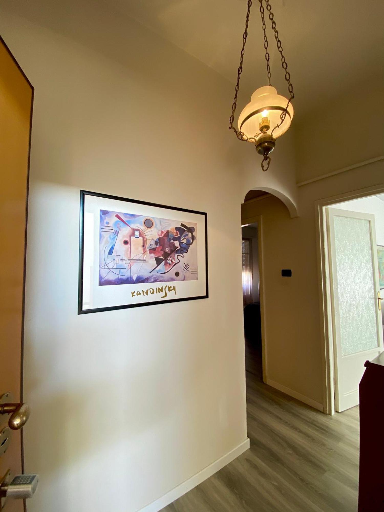 Casa Sara Como Lake Parcheggio Interno Privato เชอร์นอบบิโอ ภายนอก รูปภาพ